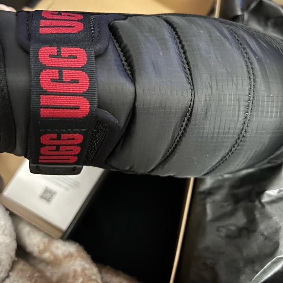 Nib unisex Ugg Dune Slip on have multiple pair - Picture 7 of 12